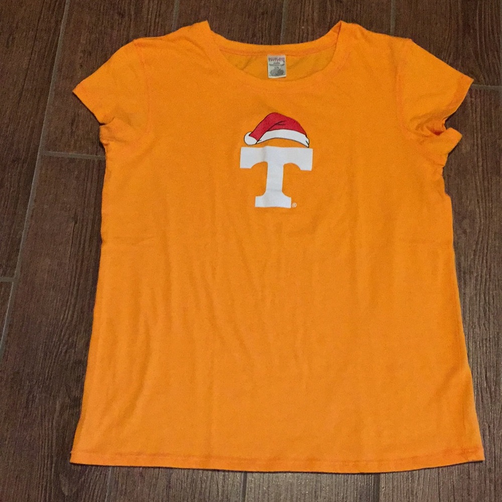 Univ of Tennessee Volunteers Santa Tshirt L UTvols